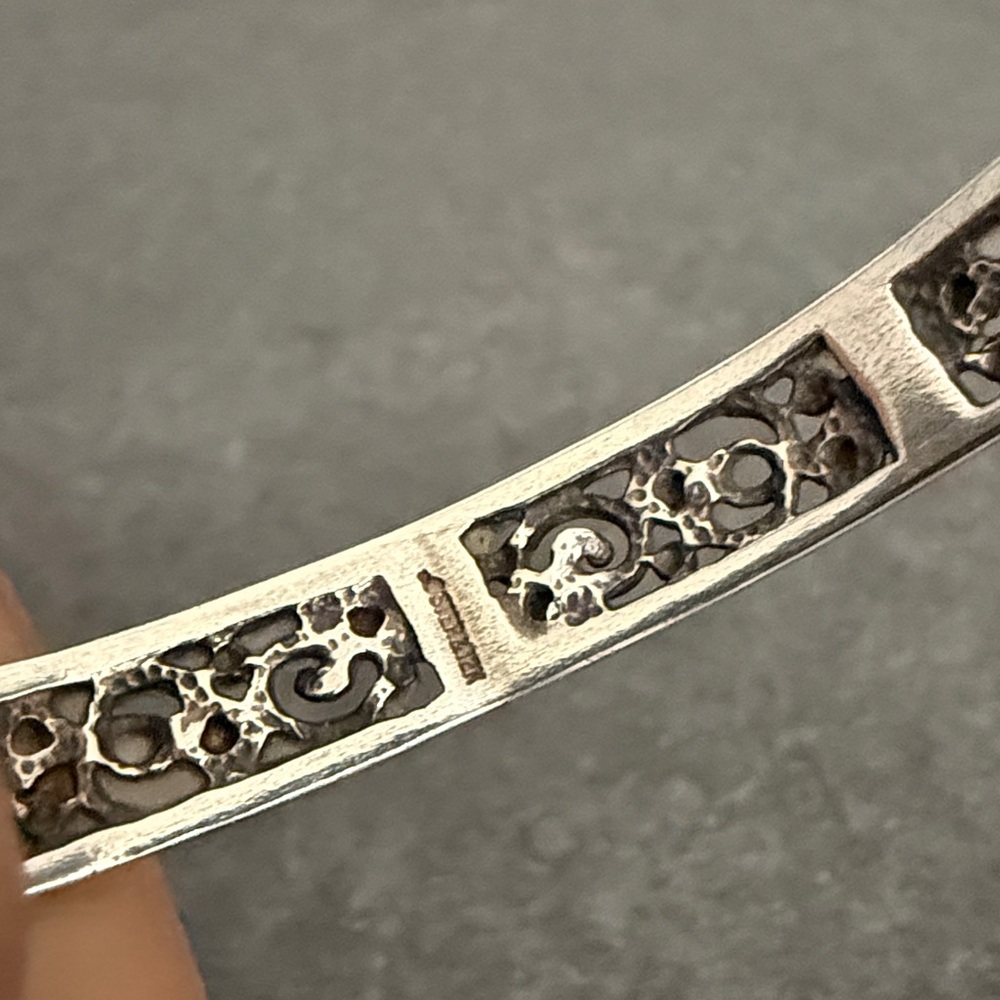 Preloved Black Hills Gold Sterling and 12 k cuff bracelet - Picture 6 of 7